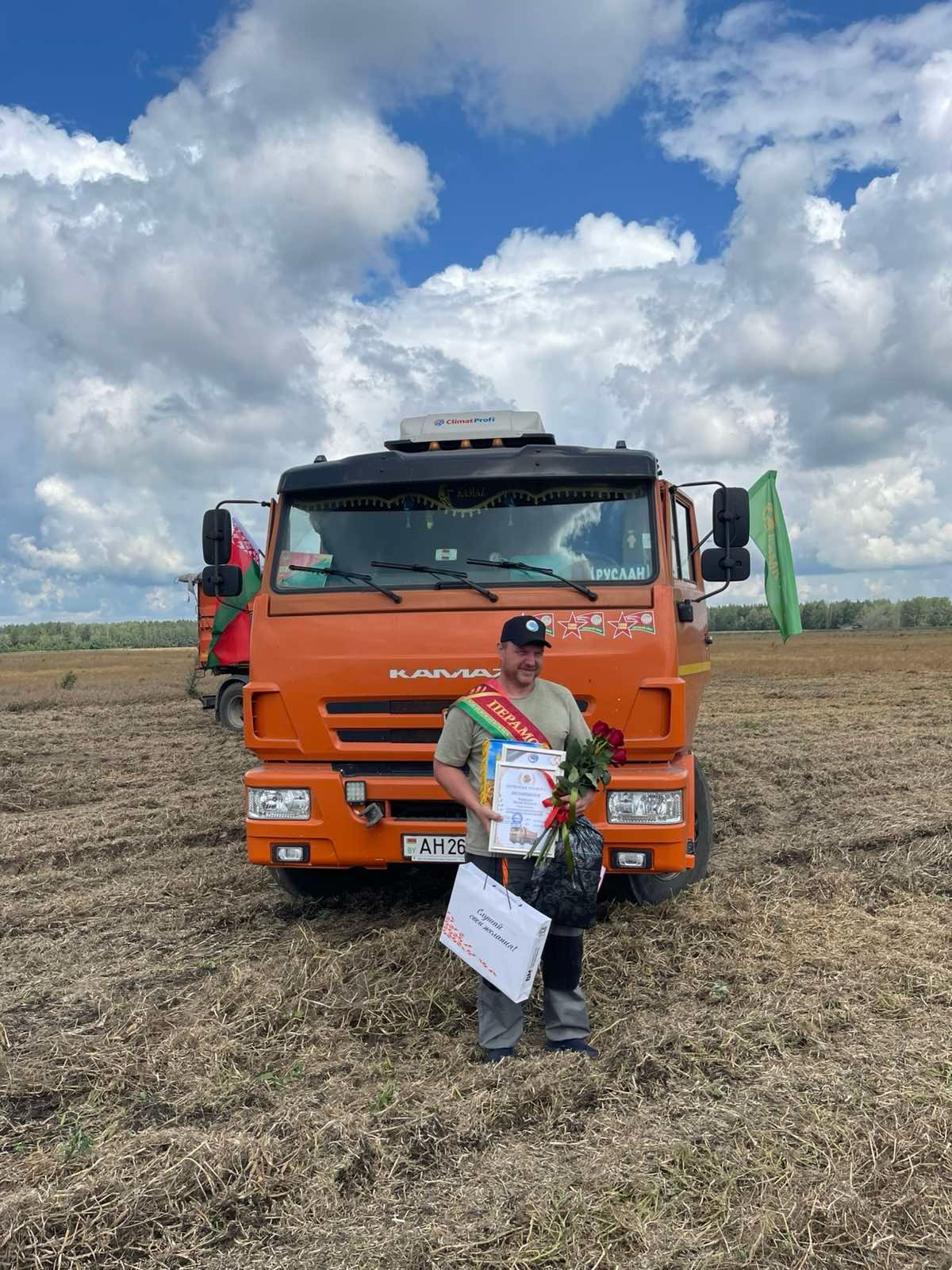 В полку тысячников прибыло!