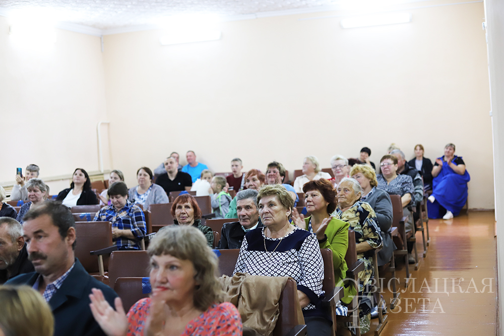 Свята падворка “Гасцінны двор” адзначылі ў аграгарадку Нязбодзічы